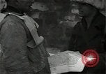 Immagine di Prigionieri tedeschi Krinkelt Belgio, 1945, secondo 32 filmato di repertorio 65675026221
