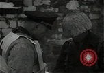 Immagine di Prigionieri tedeschi Krinkelt Belgio, 1945, secondo 36 filmato di repertorio 65675026221