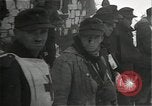 Immagine di Prigionieri tedeschi Krinkelt Belgio, 1945, secondo 41 filmato di repertorio 65675026221