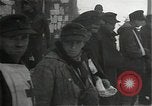 Immagine di Prigionieri tedeschi Krinkelt Belgio, 1945, secondo 42 filmato di repertorio 65675026221