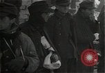 Immagine di Prigionieri tedeschi Krinkelt Belgio, 1945, secondo 49 filmato di repertorio 65675026221