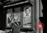Immagine di I cartelloni presso la Carnegie Hall nel 1943 New York City USA, 1943, secondo 35 filmato di repertorio 65675026223