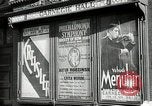 Immagine di I cartelloni presso la Carnegie Hall nel 1943 New York City USA, 1943, secondo 47 filmato di repertorio 65675026223