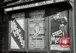 Immagine di I cartelloni presso la Carnegie Hall nel 1943 New York City USA, 1943, secondo 51 filmato di repertorio 65675026223