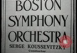 Immagine di La Boston Symphony Orchestra Massachusetts United States USA, 1943, secondo 38 filmato di repertorio 65675026224