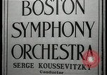 Immagine di La Boston Symphony Orchestra Massachusetts United States USA, 1943, secondo 47 filmato di repertorio 65675026224