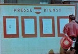 Standbild news Reklametafeln Österreich, 1945, aus Sekunde 12 historischem Filmmaterial Videoclip 65675026243