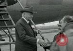 Standbild Herbert Hoover Atsugi in Japan, 1946, aus Sekunde 26 historischem Filmmaterial Videoclip 65675026249
