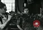 Standbild Zweiten Weltkrieg Krieg Produktion in Kanada Kanada, 1940, aus Sekunde 22 historischem Filmmaterial Videoclip 65675026258