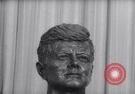 Image Kennedy Memorial United States USA, 1966, de la seconde 55 séquences d'archives historiques vidéo 65675026290