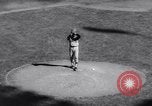 Immagine di Sandy Koufax si ritira dal baseball Los Angeles California USA, 1966, secondo 43 filmato di repertorio 65675026293