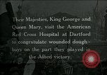 Standbild König George V und Königin besuchen verletzte amerikanische Soldaten Kent England, 1918, aus Sekunde 1 historischem Filmmaterial Videoclip 65675026314