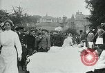 Standbild König George V und Königin besuchen verletzte amerikanische Soldaten Kent England, 1918, aus Sekunde 41 historischem Filmmaterial Videoclip 65675026314