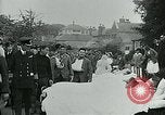 Standbild König George V und Königin besuchen verletzte amerikanische Soldaten Kent England, 1918, aus Sekunde 42 historischem Filmmaterial Videoclip 65675026314