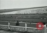 Immagine di Il cimitero di Argonne Francia, 1919, secondo 48 filmato di repertorio 65675026317