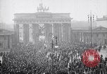 Immagine di Dimostranti comunista Berlino Germania, 1919, secondo 8 filmato di repertorio 65675026326
