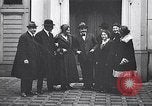 Standbild Amerikanisches Rotes Kreuz Berlin Deutschland, 1919, aus Sekunde 33 historischem Filmmaterial Videoclip 65675026327