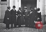 Standbild Amerikanisches Rotes Kreuz Berlin Deutschland, 1919, aus Sekunde 35 historischem Filmmaterial Videoclip 65675026327