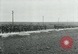 Standbild 137 Infanterie Frankreich, 1918, aus Sekunde 9 historischem Filmmaterial Videoclip 65675026339