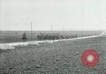 Standbild 137 Infanterie Frankreich, 1918, aus Sekunde 24 historischem Filmmaterial Videoclip 65675026339