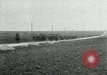 Standbild 137 Infanterie Frankreich, 1918, aus Sekunde 27 historischem Filmmaterial Videoclip 65675026339