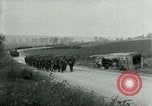 Standbild 137 Infanterie Frankreich, 1918, aus Sekunde 30 historischem Filmmaterial Videoclip 65675026339