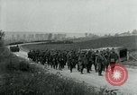 Standbild 137 Infanterie Frankreich, 1918, aus Sekunde 40 historischem Filmmaterial Videoclip 65675026339