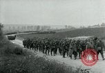 Standbild 137 Infanterie Frankreich, 1918, aus Sekunde 42 historischem Filmmaterial Videoclip 65675026339