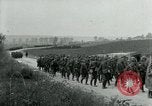 Standbild 137 Infanterie Frankreich, 1918, aus Sekunde 46 historischem Filmmaterial Videoclip 65675026339