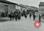 Standbild 128th Field Artillery Truppen Courouvre Frankreich, 1918, aus Sekunde 8 historischem Filmmaterial Videoclip 65675026340