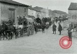 Standbild 128th Field Artillery Truppen Courouvre Frankreich, 1918, aus Sekunde 24 historischem Filmmaterial Videoclip 65675026340