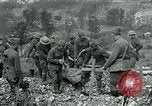 Immagine di Cerimonia di sepoltura in American forza expeditionary cimitero prima guerra mondiale Cheppy Francia, 1918, secondo 16 filmato di repertorio 65675026362