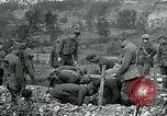 Immagine di Cerimonia di sepoltura in American forza expeditionary cimitero prima guerra mondiale Cheppy Francia, 1918, secondo 25 filmato di repertorio 65675026362
