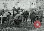 Standbild American Expeditionary Force Friedhöfe Frankreich, 1918, aus Sekunde 16 historischem Filmmaterial Videoclip 65675026364