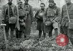 Standbild American Expeditionary Force Friedhöfe Frankreich, 1918, aus Sekunde 34 historischem Filmmaterial Videoclip 65675026364