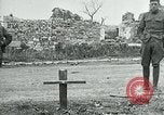 Standbild American Expeditionary Force Friedhöfe Frankreich, 1918, aus Sekunde 53 historischem Filmmaterial Videoclip 65675026364