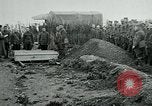 Standbild American Expeditionary Force Friedhöfe Frankreich, 1918, aus Sekunde 43 historischem Filmmaterial Videoclip 65675026365