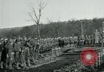 Standbild Ersten Weltkrieg American Expeditionary Force Friedhof Bois de Etraye Frankreich, 1918, aus Sekunde 29 historischem Filmmaterial Videoclip 65675026366