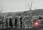 Standbild Ersten Weltkrieg American Expeditionary Force Friedhof Bois de Etraye Frankreich, 1918, aus Sekunde 32 historischem Filmmaterial Videoclip 65675026366