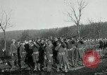 Standbild Ersten Weltkrieg American Expeditionary Force Friedhof Bois de Etraye Frankreich, 1918, aus Sekunde 33 historischem Filmmaterial Videoclip 65675026366