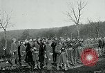 Standbild Ersten Weltkrieg American Expeditionary Force Friedhof Bois de Etraye Frankreich, 1918, aus Sekunde 36 historischem Filmmaterial Videoclip 65675026366