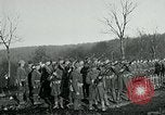 Standbild Ersten Weltkrieg American Expeditionary Force Friedhof Bois de Etraye Frankreich, 1918, aus Sekunde 42 historischem Filmmaterial Videoclip 65675026366