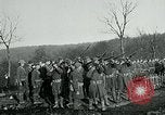 Standbild Ersten Weltkrieg American Expeditionary Force Friedhof Bois de Etraye Frankreich, 1918, aus Sekunde 43 historischem Filmmaterial Videoclip 65675026366