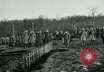 Standbild Ersten Weltkrieg American Expeditionary Force Friedhof Bois de Etraye Frankreich, 1918, aus Sekunde 52 historischem Filmmaterial Videoclip 65675026366