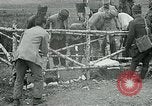 Standbild Grab von Lieutenant Quentin Roosevelt Frankreich, 1918, aus Sekunde 5 historischem Filmmaterial Videoclip 65675026373