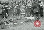 Standbild Grab von Lieutenant Quentin Roosevelt Frankreich, 1918, aus Sekunde 22 historischem Filmmaterial Videoclip 65675026373