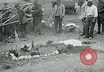 Standbild Grab von Lieutenant Quentin Roosevelt Frankreich, 1918, aus Sekunde 28 historischem Filmmaterial Videoclip 65675026373
