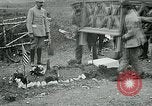 Standbild Grab von Lieutenant Quentin Roosevelt Frankreich, 1918, aus Sekunde 32 historischem Filmmaterial Videoclip 65675026373