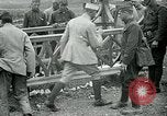 Standbild Grab von Lieutenant Quentin Roosevelt Frankreich, 1918, aus Sekunde 53 historischem Filmmaterial Videoclip 65675026373