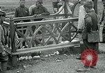 Standbild Grab von Lieutenant Quentin Roosevelt Frankreich, 1918, aus Sekunde 55 historischem Filmmaterial Videoclip 65675026373